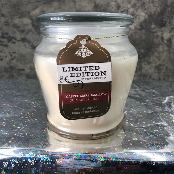 ✨  Toasted Marshmallow ✨ 12oz Scented Candle from Pier 1 Imports Discontinued - Picture 3 of 14